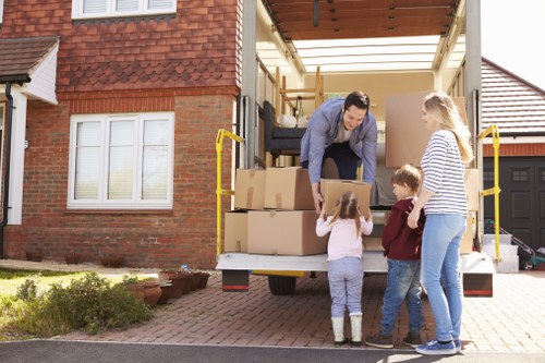 House removal support for flats and period homes in Islington